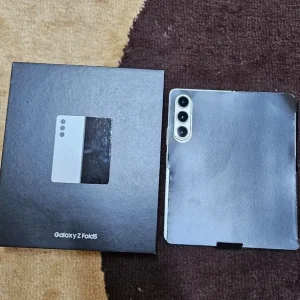 Samsung Galaxy Z Fold 5 - Image 2