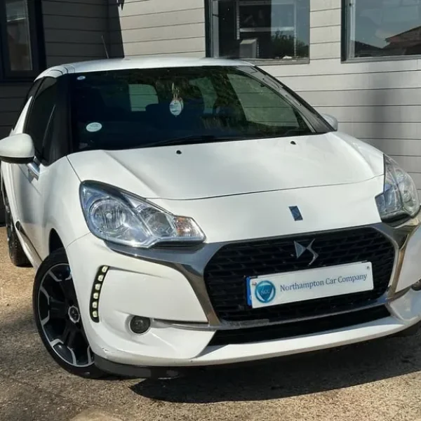 2016 DS Automobiles DS 3 1.6 BlueHDi Elegance Euro 6 (s/s) 3dr HATCHBACK Diesel