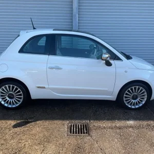 2015 Fiat 500 LOUNGE Hatchback Petrol Manual - Image 3