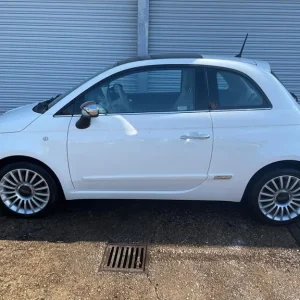 2015 Fiat 500 LOUNGE Hatchback Petrol Manual - Image 4