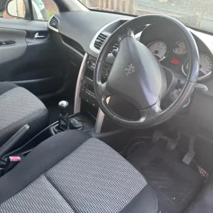 Peugeot, 207, Hatchback, 2009, Manual, 1397 (cc), 5 doors - Image 7