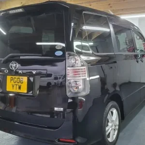 Toyota voxy/noah 2.0 automatic 4 x new tyres 8 seater japanese import 08 - Image 4