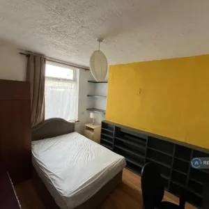 4 bedroom house in Ryde Street, Hull, HU5 (4 bed) (#2583949) - Image 2