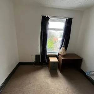 4 bedroom house in Ryde Street, Hull, HU5 (4 bed) (#2583949) - Image 8