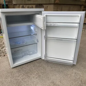 BOSCH 120L Undercounter Fridge Freezer *Brand New* - Image 3