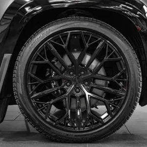 2024 Land Rover Defender 110 5.0 P525 V8 Carpathian Edition Auto 4WD Euro 6 (s/s) 5dr ESTATE Petr... - Image 8