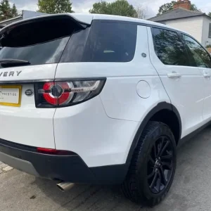 2019 Land Rover Discovery Sport 2.0 TD4 SE Tech SUV 5dr Diesel Auto 4WD Euro 6 (s/s) (180 ps) EST... - Image 4