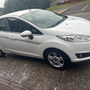Ford, FIESTA, Hatchback, 2014, Manual, 1241 (cc), 5 doors - Image 2