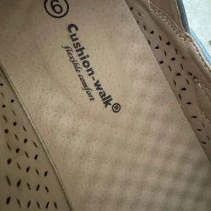 Cushion walk shoe - Image 4