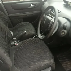 Citroen, C4, Hatchback, 2010, Manual, 1560 (cc), 5 doors - Image 4