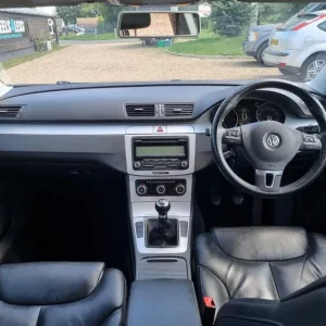 2009 Volkswagen Passat 2.0 TDI BlueMotion Tech Highline Euro 5 (s/s) 5dr ESTATE Diesel Manual - Image 5