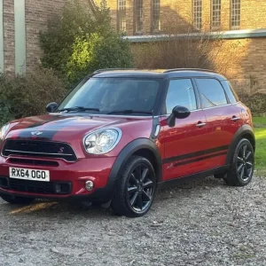 Mini Countryman 2.0 Cooper SD 2014 Red Manual - Image 2