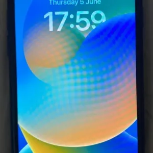 Apple IPhone 8 - Image 5