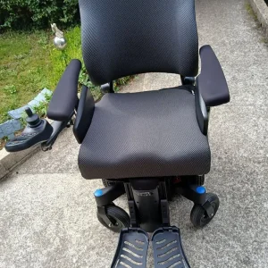QUICKIE 300 MINI POWERCHAIR ONO.