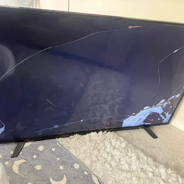 FREE 55inch Toshiba TV *Broken Screen*