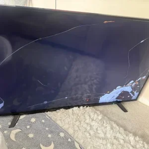 FREE 55inch Toshiba TV *Broken Screen*