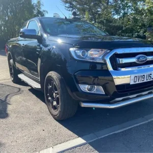 2019 FORD RANGER 4x4 KING CAB RARE low miles no vat - Image 4
