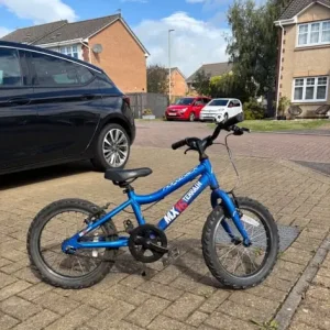 Kids blue 16inch bike - Image 2