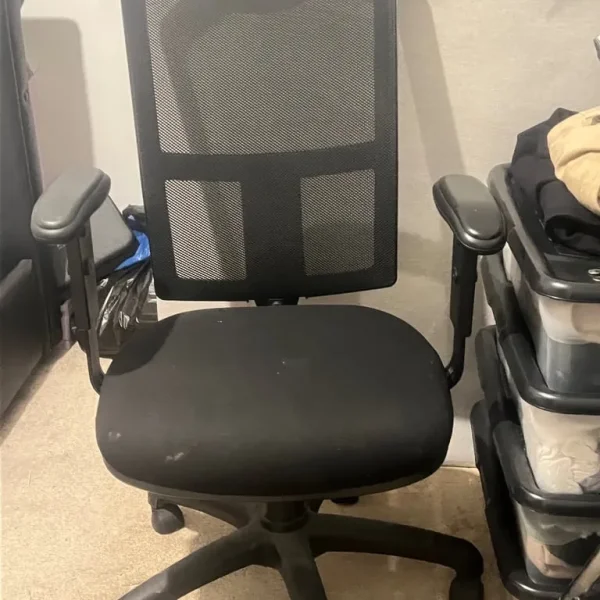Spinning chair
