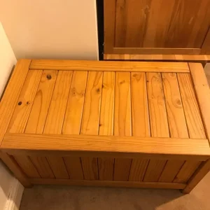 Blanket box