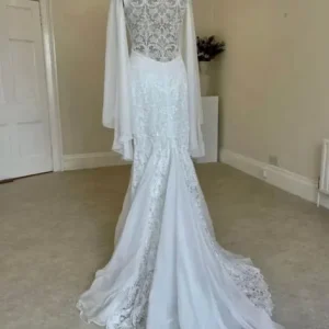 Wedding dress - Image 2