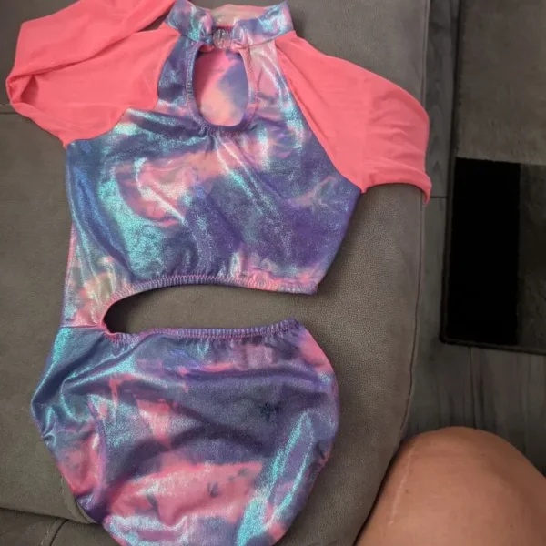 Dance outfit age 8-9+10/11