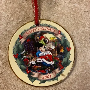 7 DISNEY “Happy Holidays” Year Pieces - (1998, 2000, 2001, 2004, 2005, 2006 & 2007) - Image 4