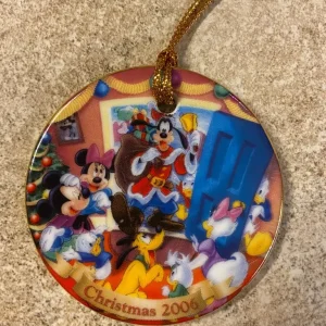7 DISNEY “Happy Holidays” Year Pieces - (1998, 2000, 2001, 2004, 2005, 2006 & 2007) - Image 7
