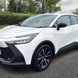 2024 Toyota C-HR 1.8 Hybrid Design 5dr CVT SUV Hybrid Automatic - Image 3