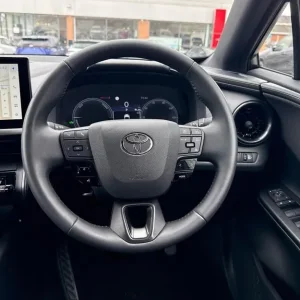 2024 Toyota C-HR 1.8 Hybrid Design 5dr CVT SUV Hybrid Automatic - Image 8