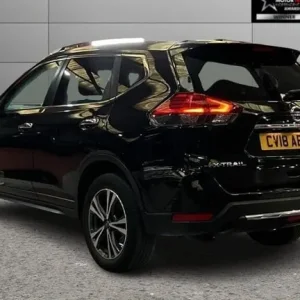 2018 Nissan X-Trail 1.6 dCi N-Connecta SUV 5dr Diesel Manual Euro 6 (s/s) (130 ps) ESTATE Diesel ... - Image 4
