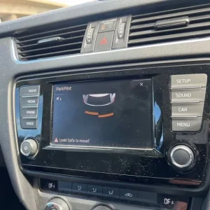 2016 Skoda Octavia 1.6 TDI GreenLine III Estate 5dr Diesel Manual Euro 6 (s/s) (110 ps) Estate Di... - Image 7