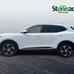 2024 MG MG HS 1.5 T-GDI Trophy 5dr ESTATE PETROL Manual - Image 4