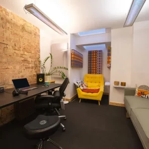 Music Studio | Creative Space | Artist Studio | Commercial Unit | Office in Hackney East London E8 - Image 2