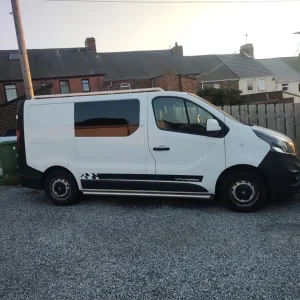 Vauxhall, VIVARO, Panel Van, 2017, Manual, 1598 (cc) - Image 4