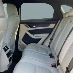 2022 Jaguar F-Pace 3.0 D300 R-Dynamic HSE 5dr Auto AWD Diesel Estate Estate Diesel Automatic - Image 4