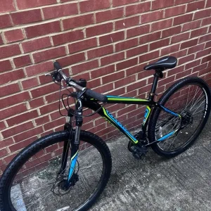 Speacialized hard rock sport - Image 2