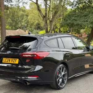 2024 Ford Focus 2.3T EcoBoost ST Auto Euro 6 (s/s) 5dr ESTATE Petrol Automatic - Image 2