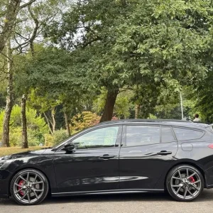 2024 Ford Focus 2.3T EcoBoost ST Auto Euro 6 (s/s) 5dr ESTATE Petrol Automatic - Image 3