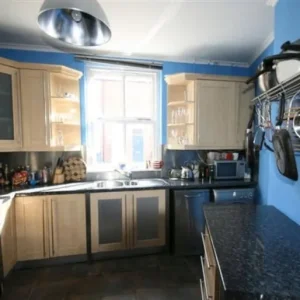 Stunning 3 bedroom house in the heart of the West Bridgford for rent from 1st September 2025 - Image 6