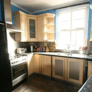 Stunning 3 bedroom house in the heart of the West Bridgford for rent from 1st September 2025 - Image 8