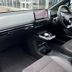 2025 MG MG4 64kWh XPOWER Auto 4WD 5dr (Dual Motor) HATCHBACK Electric Automatic - Image 6