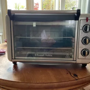 Russell Hobbs Air /Fryer Small Oven