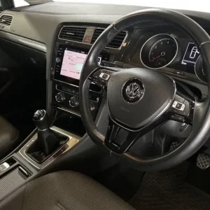 2018 Volkswagen Golf 1.5 TSI EVO SE Nav Euro 6 (s/s) 5dr HATCHBACK Petrol Manual - Image 7