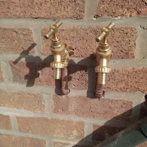 Outside taps - Image 5