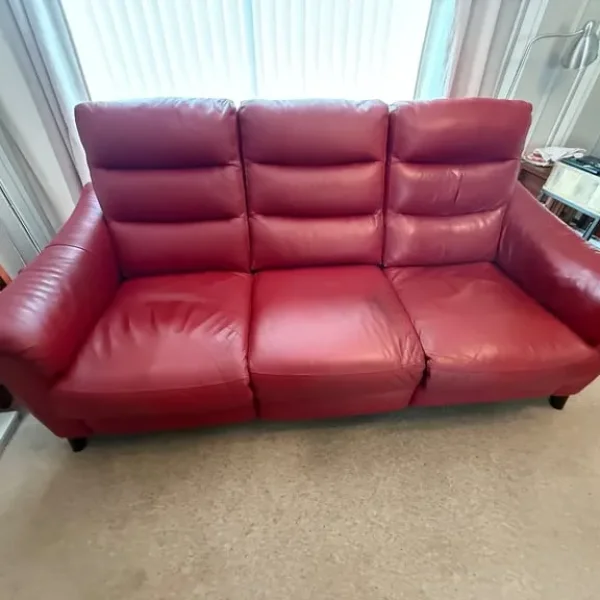 Leather 3 Seater Electric Recliner Sofa (Harvey’s)
