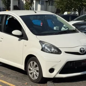 2013 Toyota AYGO 1.0 VVT-i Move MultiMode Euro 5 5dr HATCHBACK Petrol Automatic - Image 6