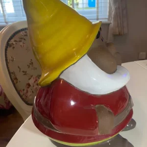 Terracotta large garden gnome - Image 3