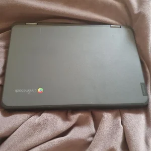 Chromebook - Image 2