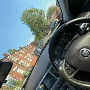 Jaguar XF Luxury 2.2d - Image 8